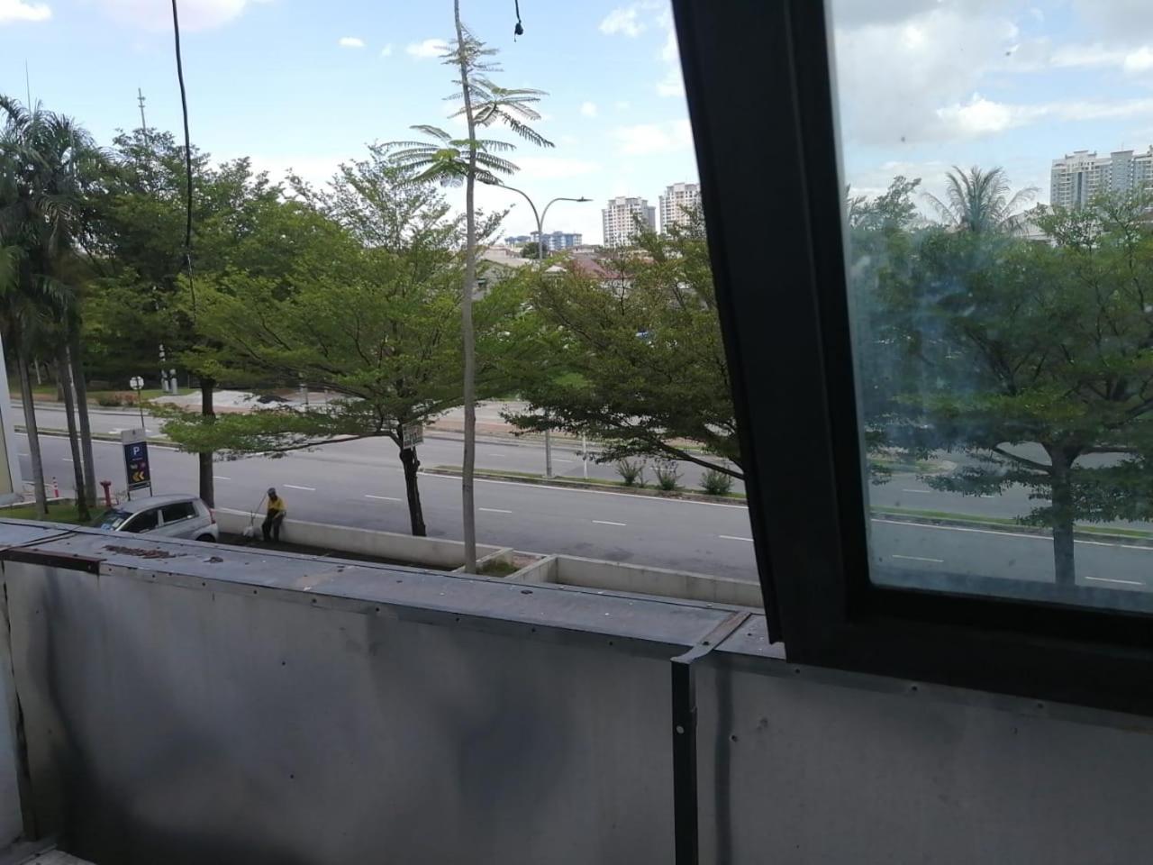 Hotel Rim Global Pj21 Kampong Baharu Sungai Way Kültér fotó