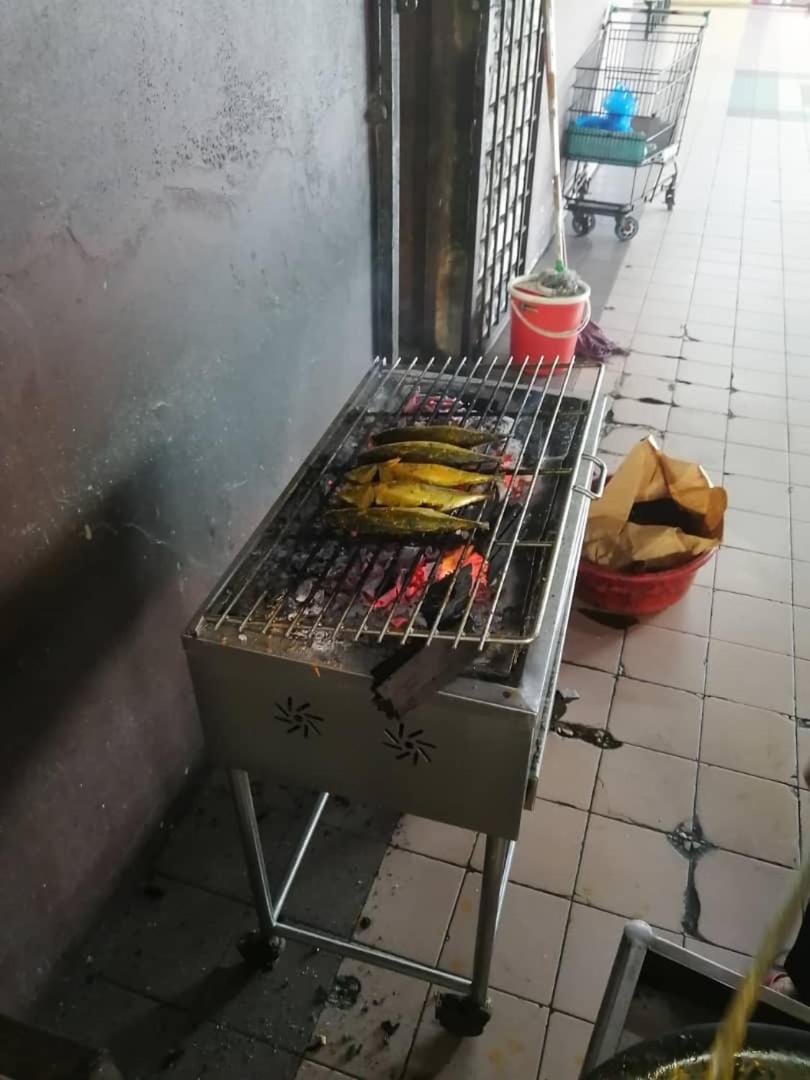 Hotel Rim Global Pj21 Kampong Baharu Sungai Way Kültér fotó