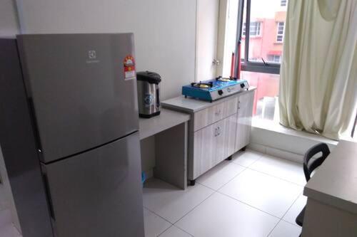 Hotel Rim Global Pj21 Kampong Baharu Sungai Way Kültér fotó